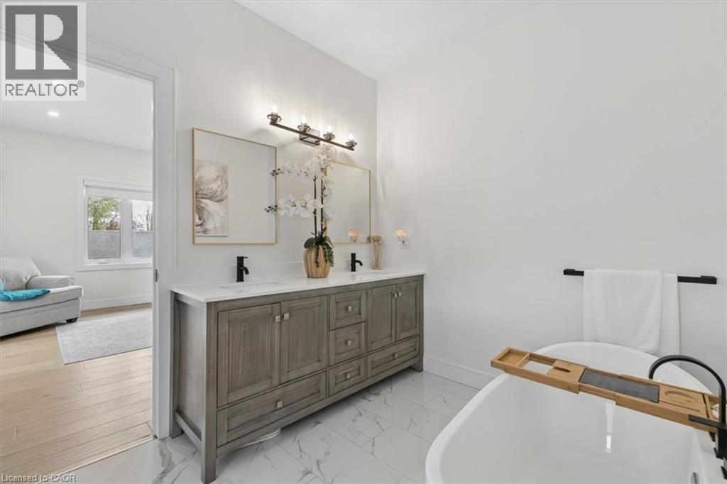 2739 KRESSLER Road - 25