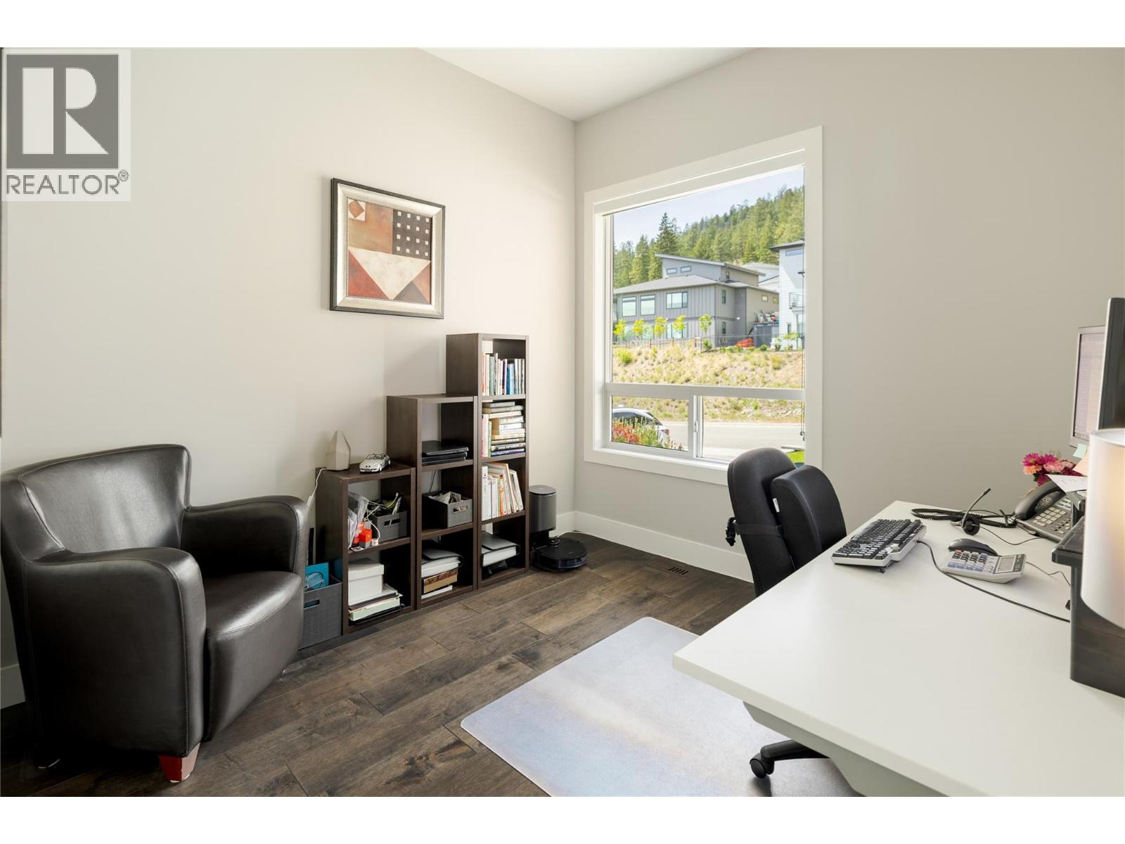 2501 Tallus Heights Drive - 35