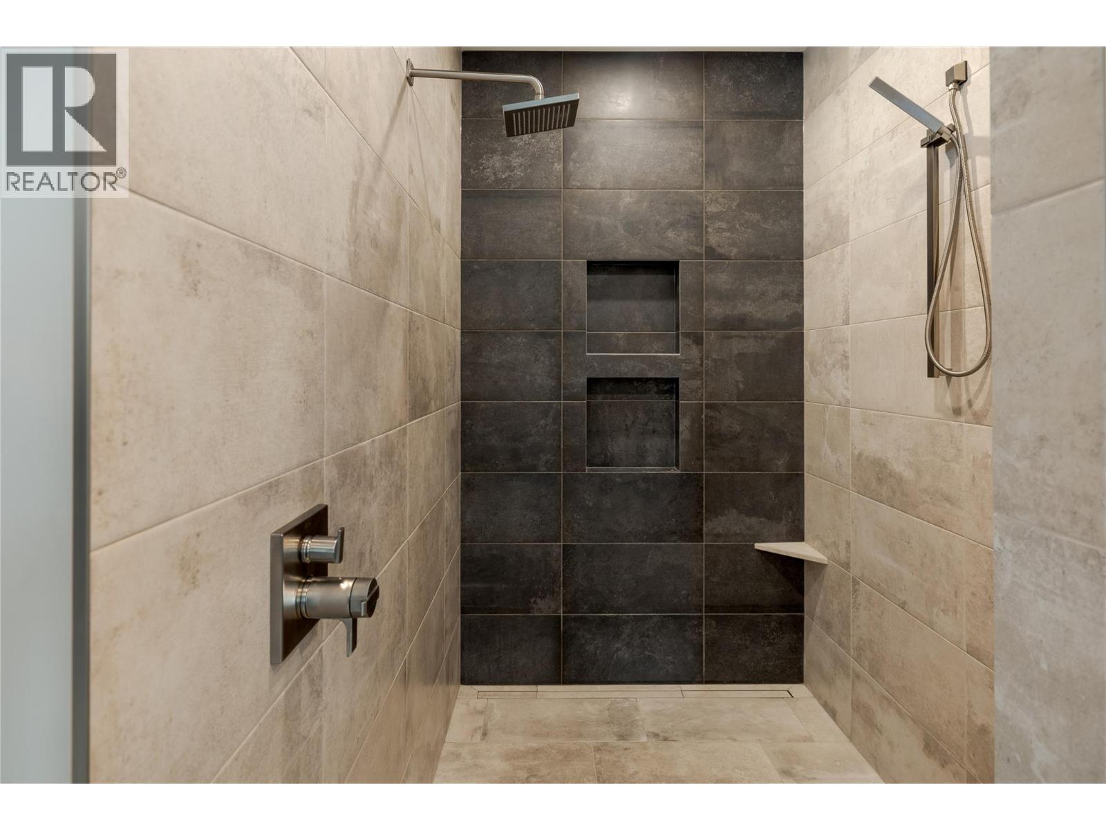 2501 Tallus Heights Drive - 32