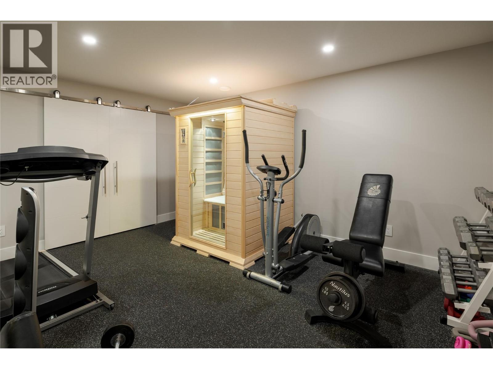 2501 Tallus Heights Drive - 46