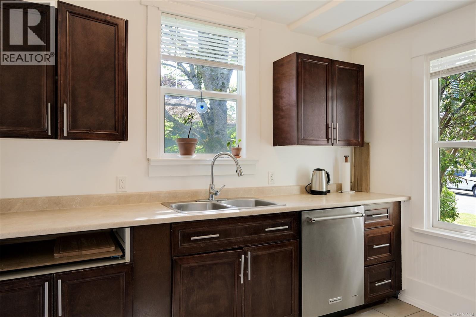 3091 Carroll St - 21