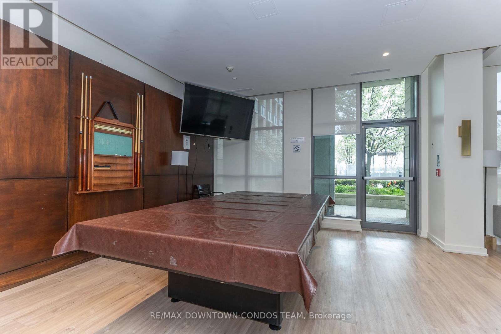 #404 410 QUEENS QUAY W - 39