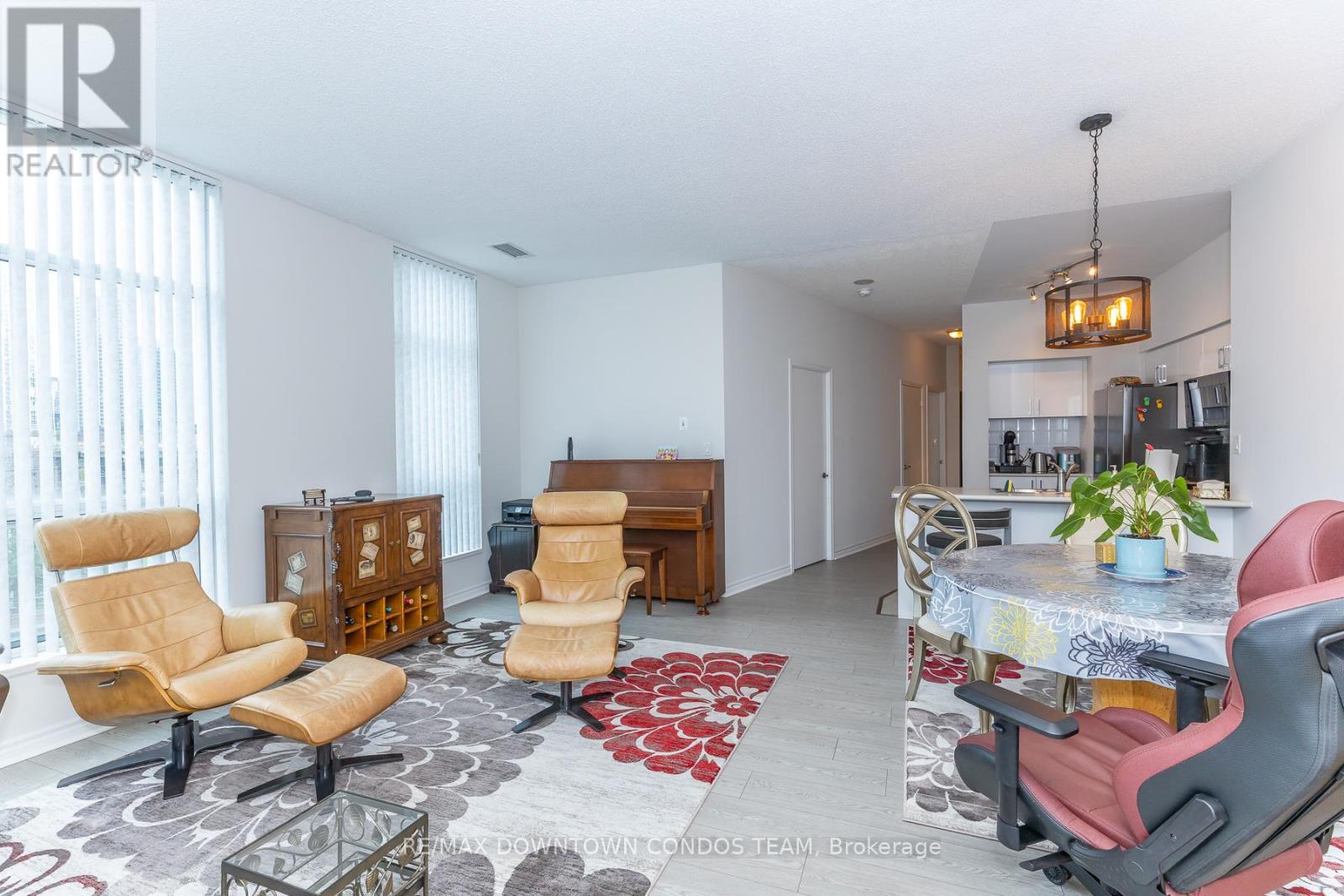 #404 410 QUEENS QUAY W - 21