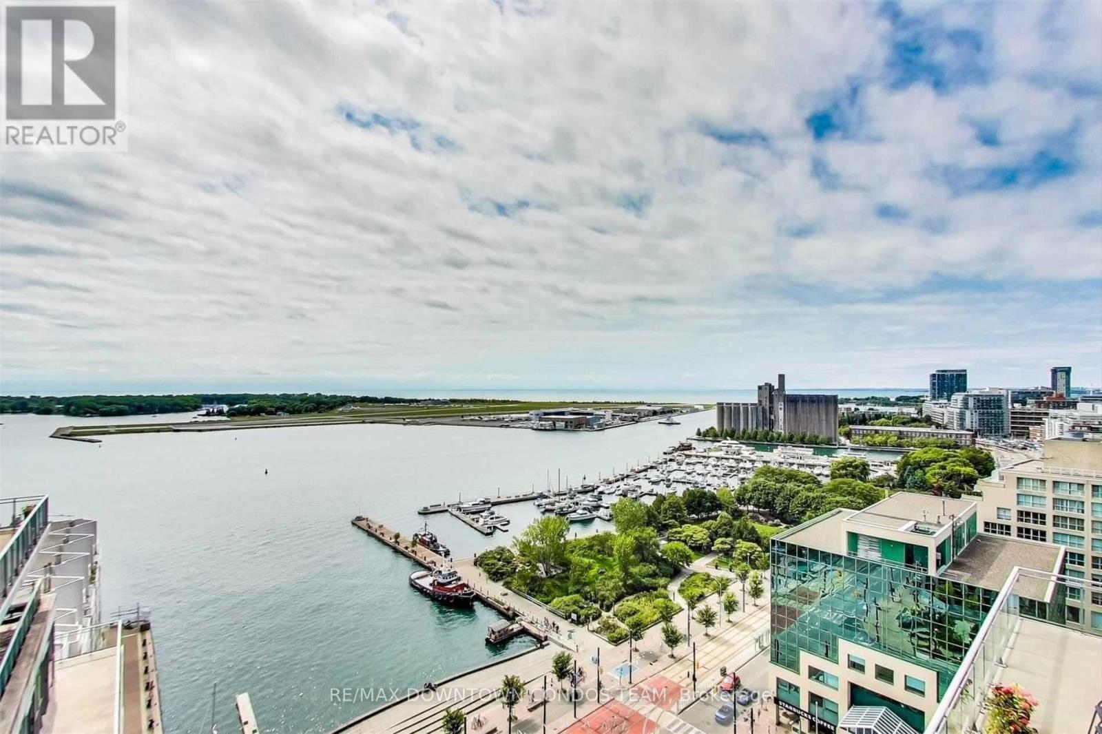 #404 410 QUEENS QUAY W - 48