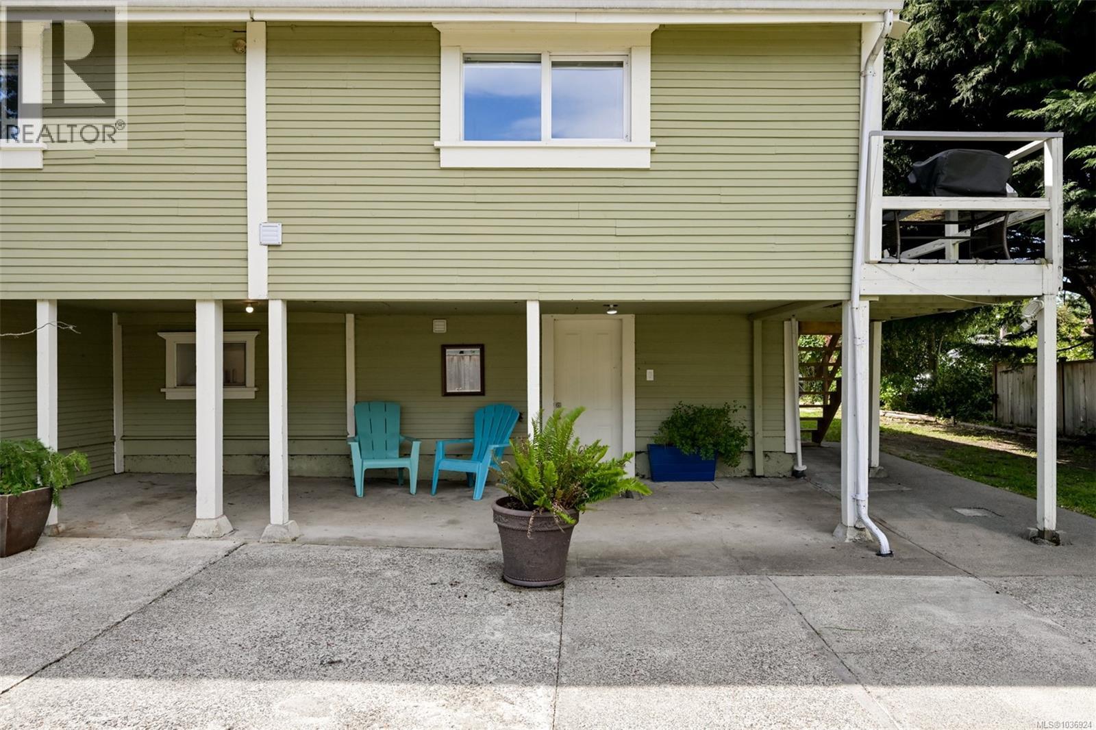 3091 Carroll St - 55