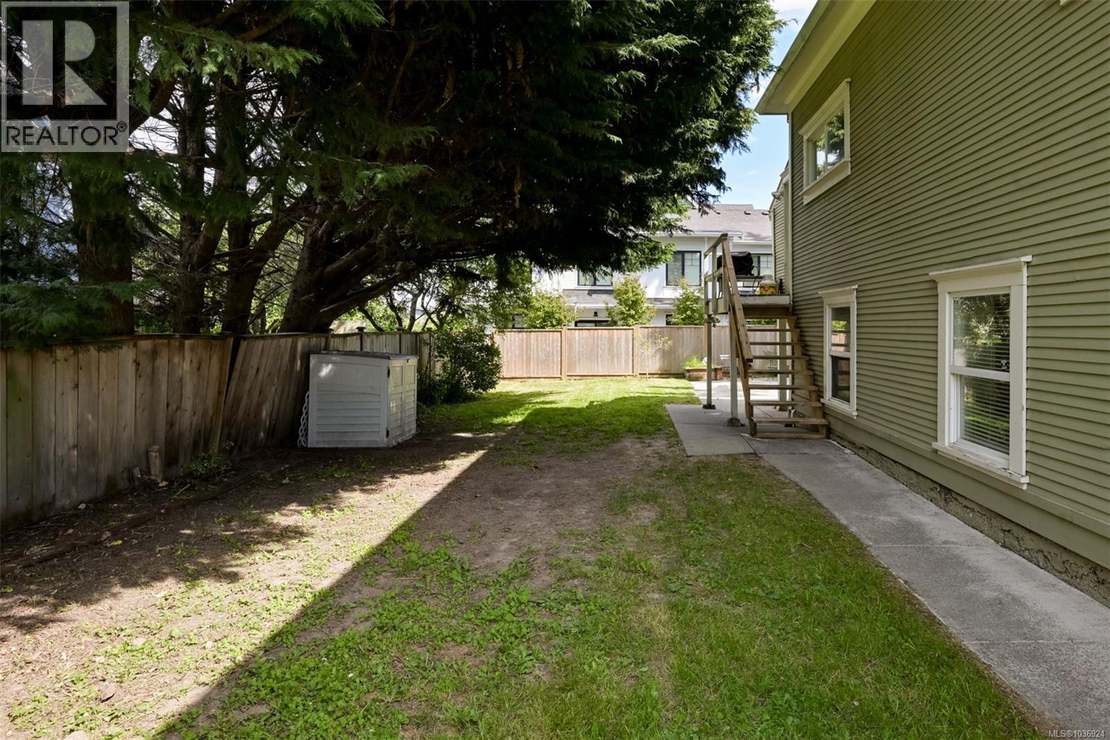 3091 Carroll St - 65