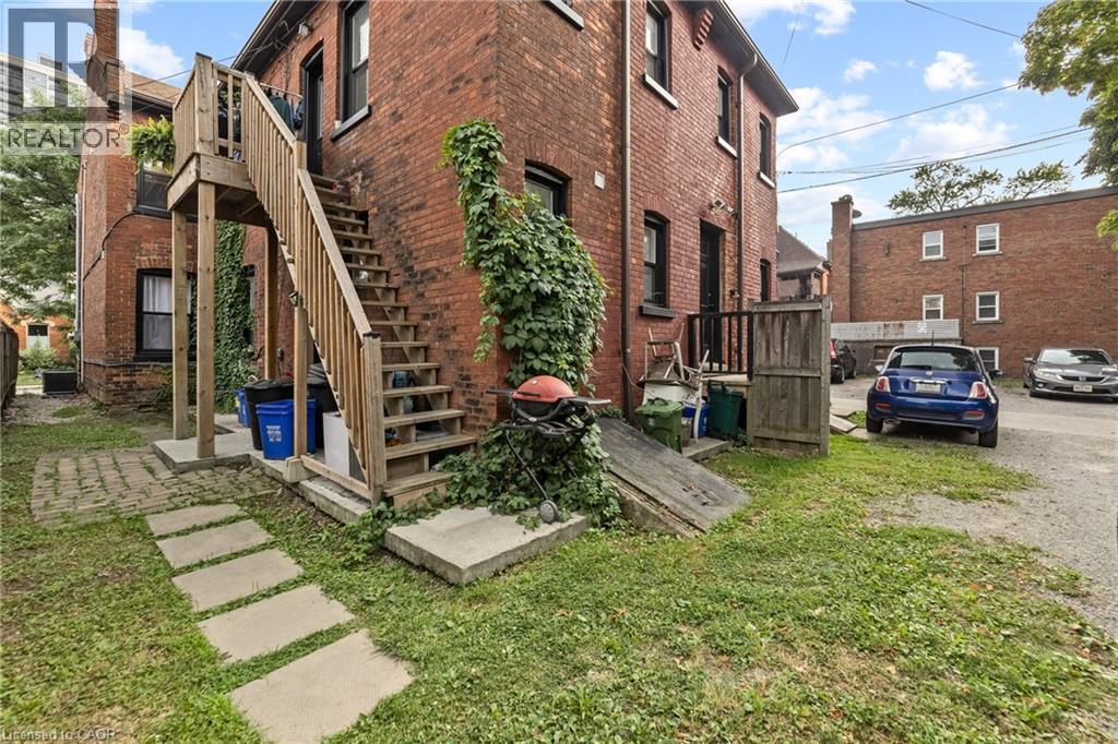 188-190 CAROLINE Street S - 28