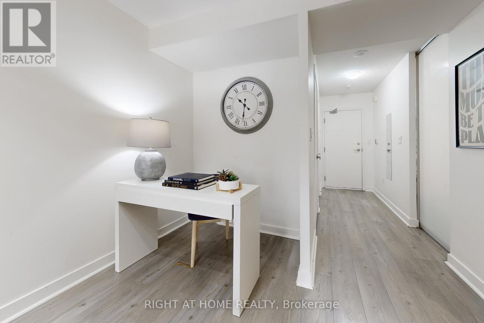 #727 4K SPADINA AVENUE - 17