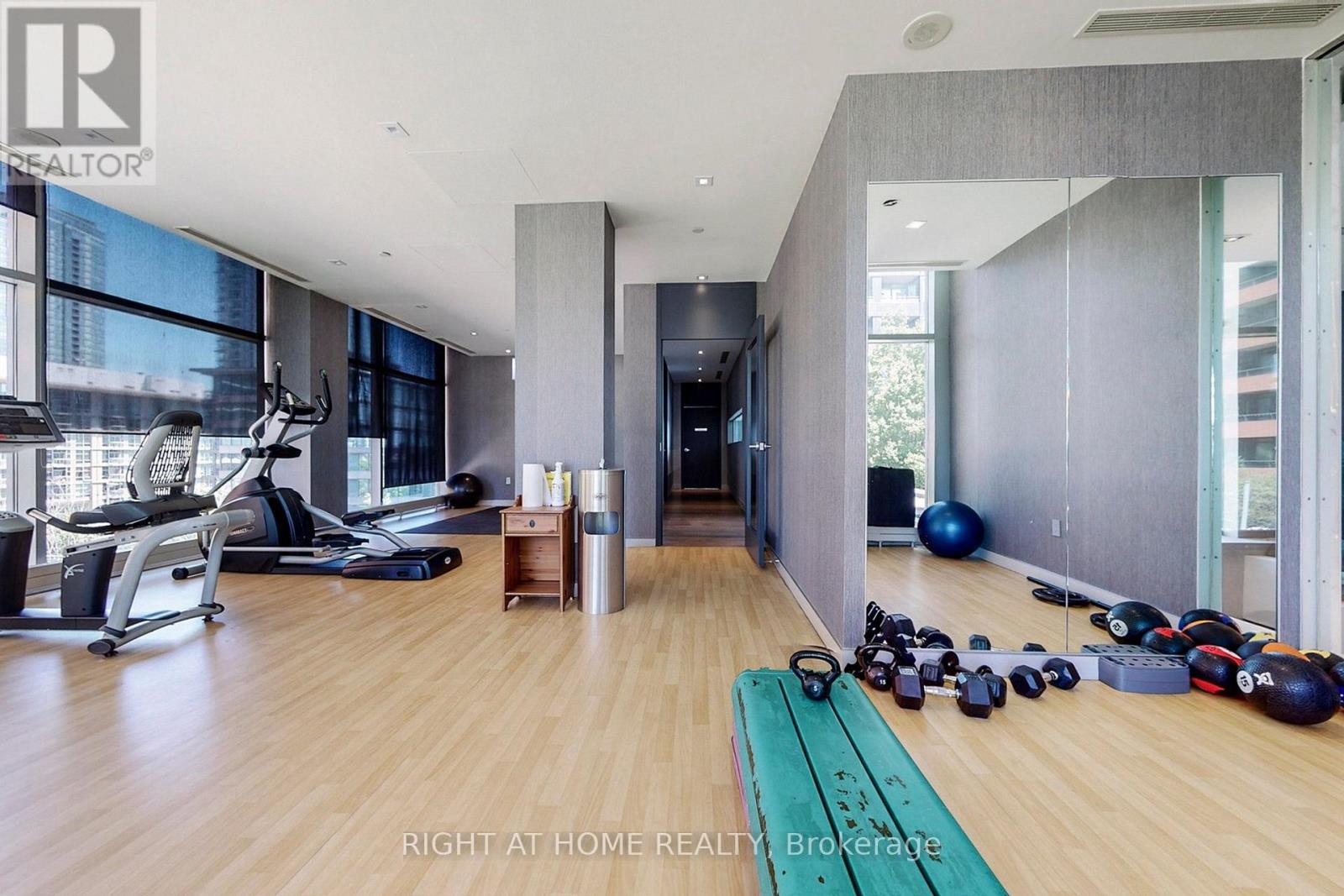 #727 4K SPADINA AVENUE - 41
