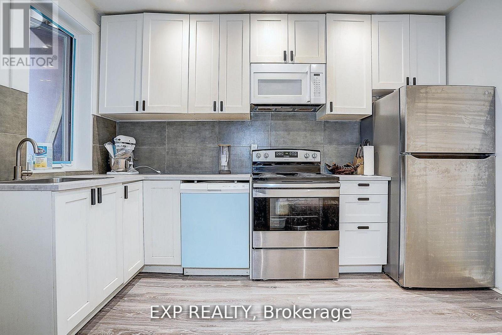 342 GLENHOLME AVENUE - 10