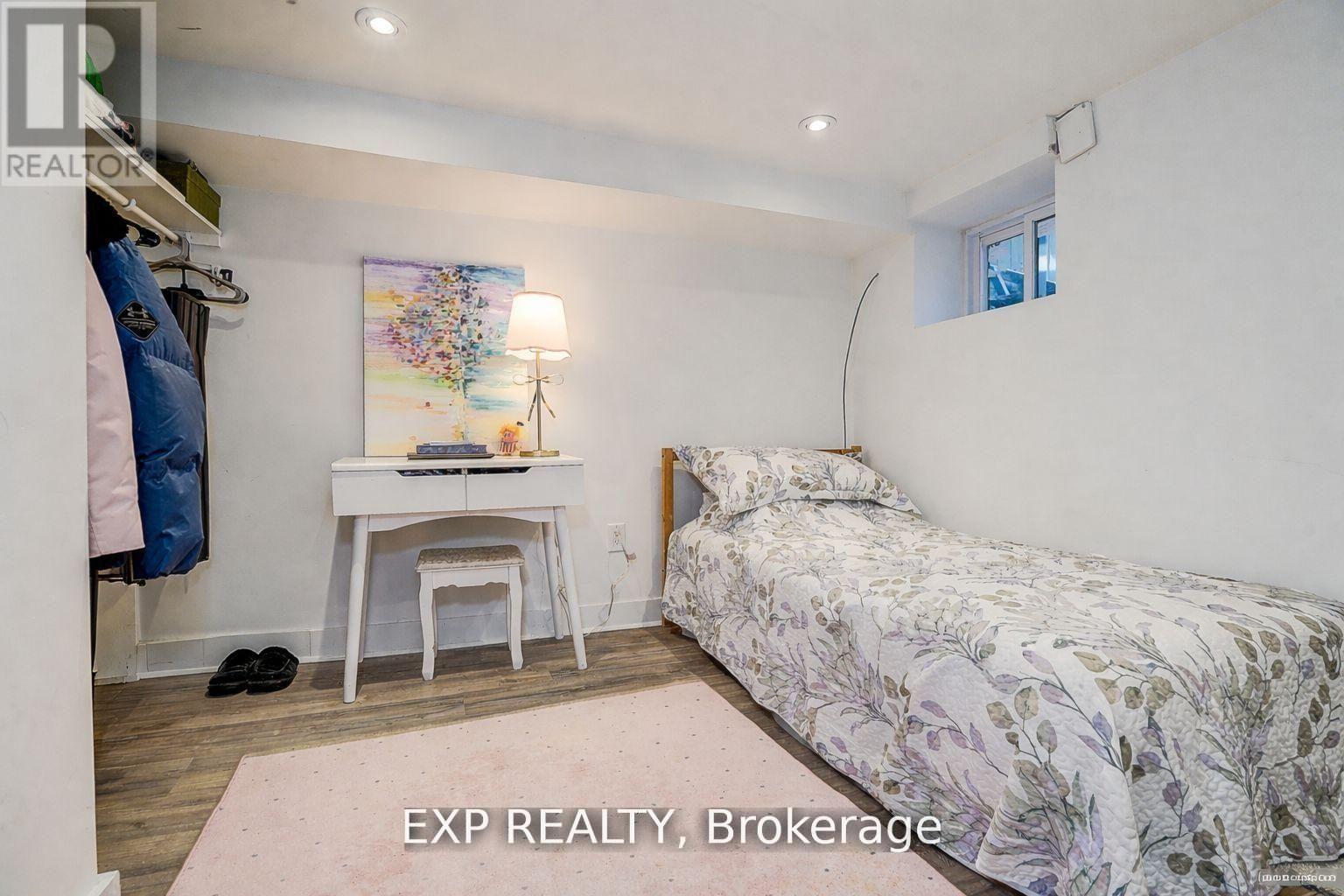 342 GLENHOLME AVENUE - 30