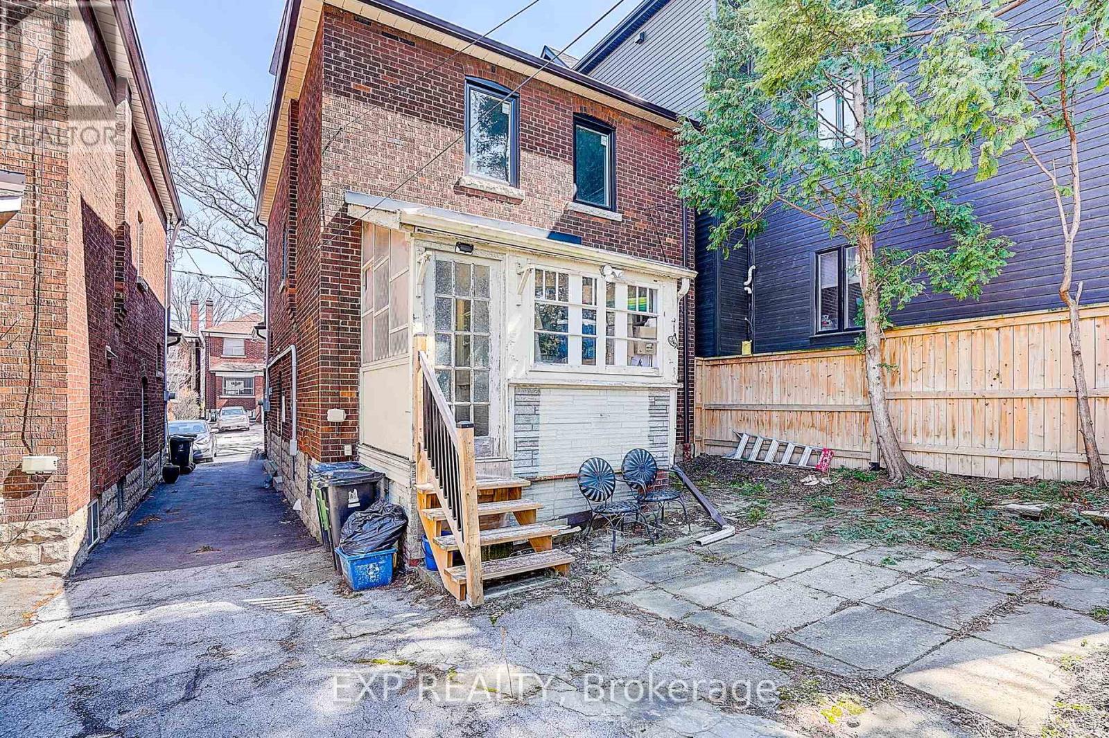 342 GLENHOLME AVENUE - 35