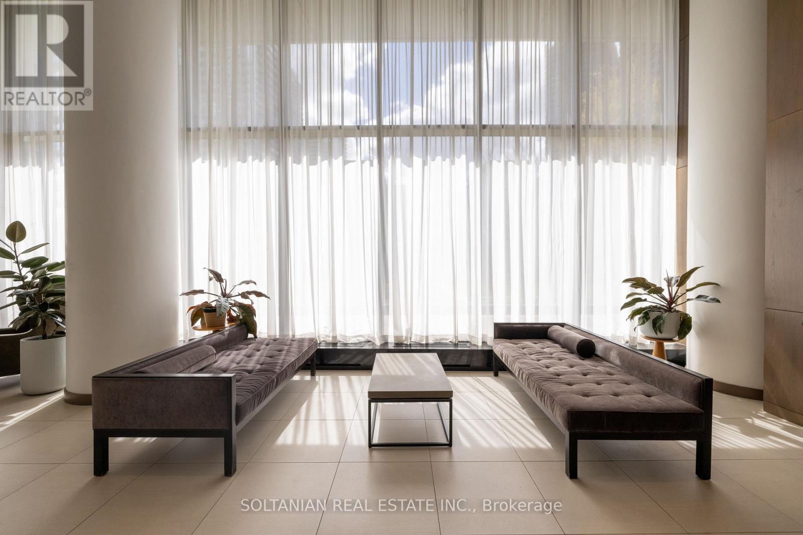 #3302 121 MCMAHON DRIVE - 7