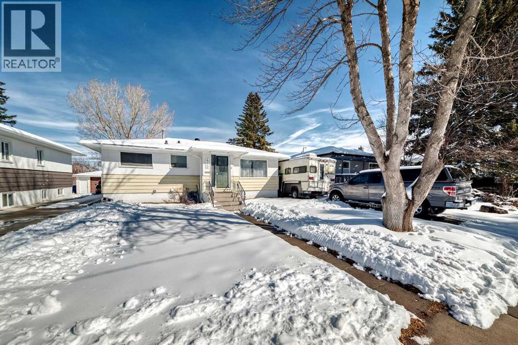440 36 Avenue NW - 35