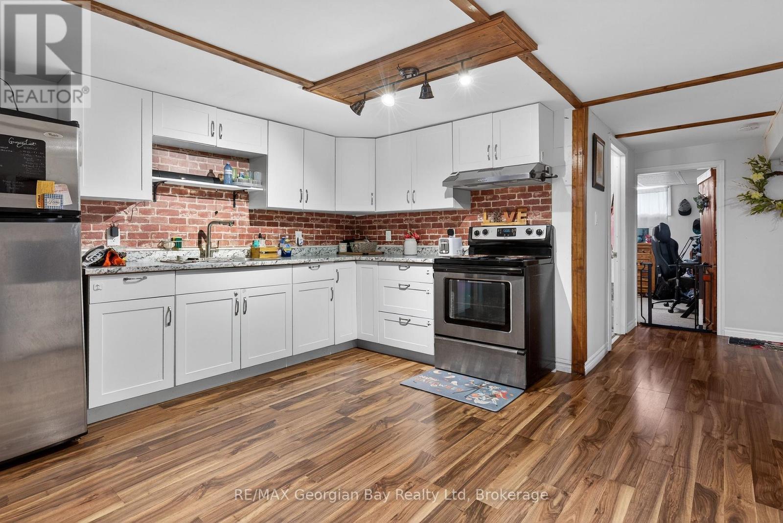 480 BRODERICK STREET - 21