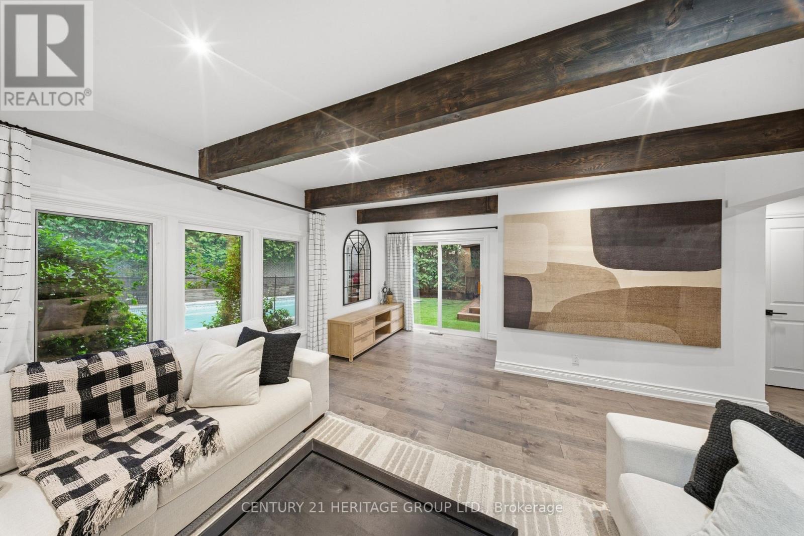 7 CEDAR CRESCENT - 10