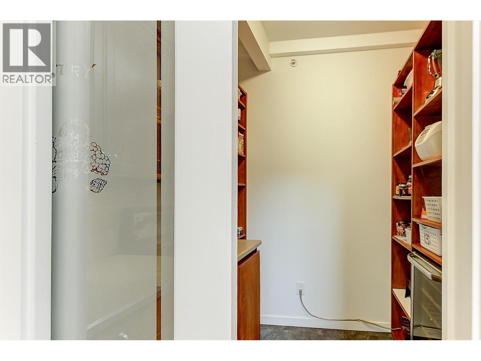 402 307 Whitman Road, Kelowna