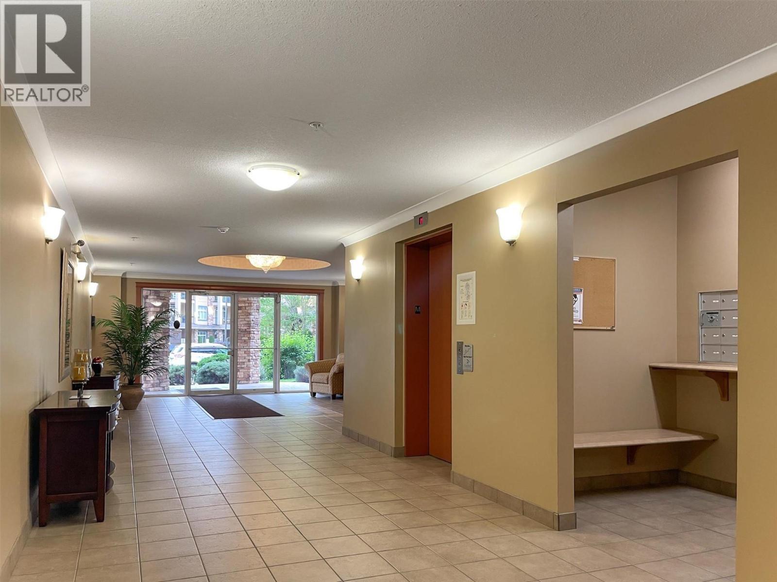 402 307 Whitman Road, Kelowna