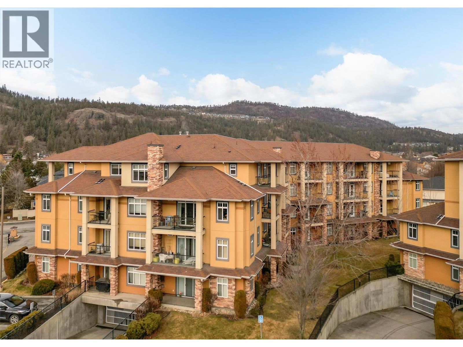 402 307 Whitman Road, Kelowna