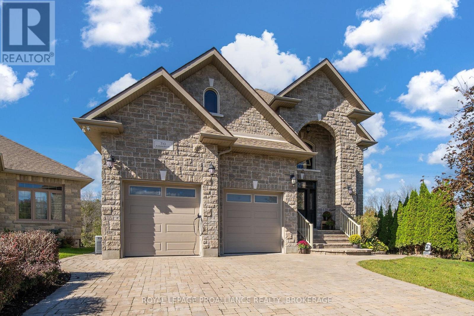 710 KANANASKIS DRIVE - Image 2