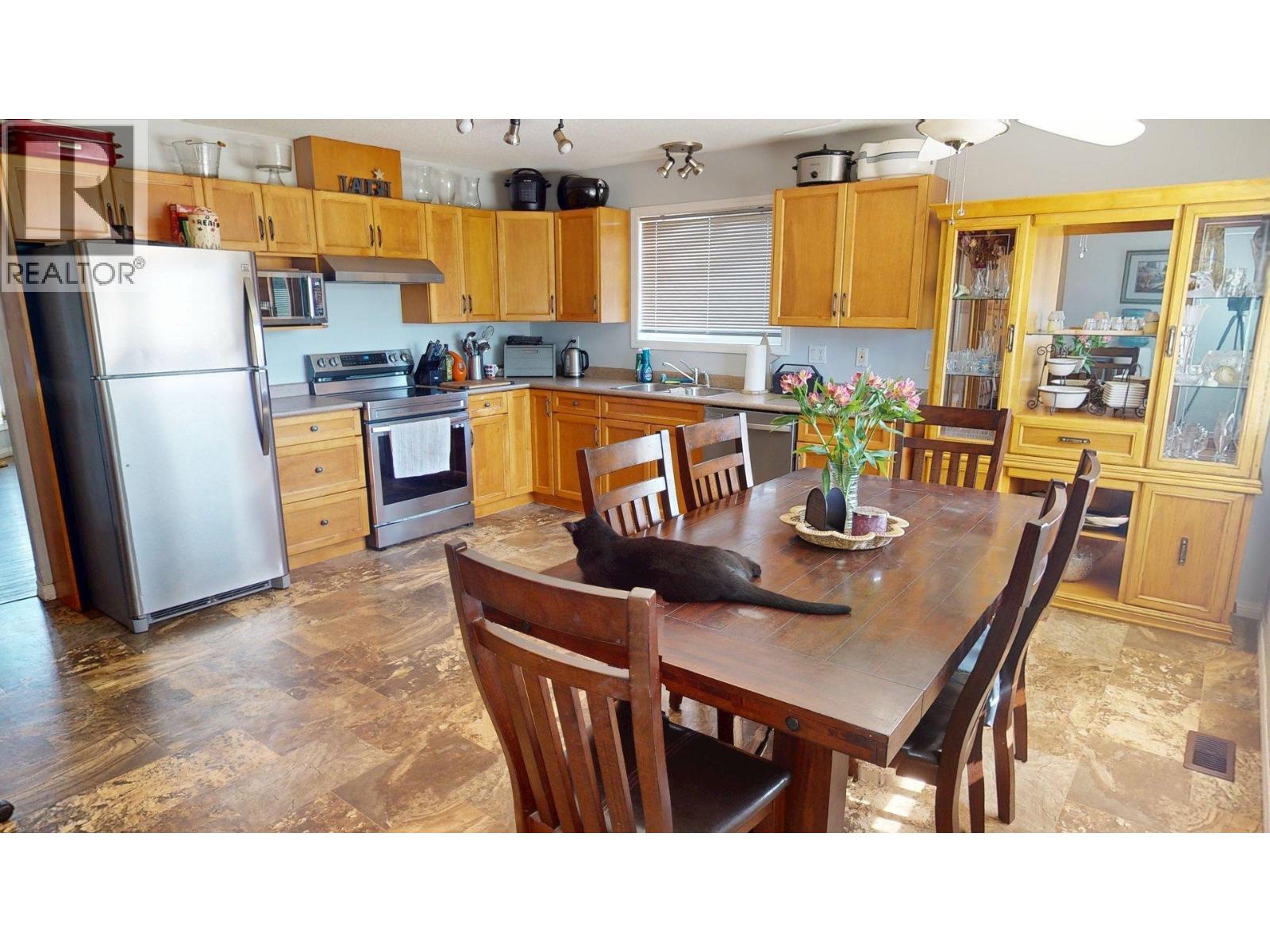 9615 113 AVENUE - 6