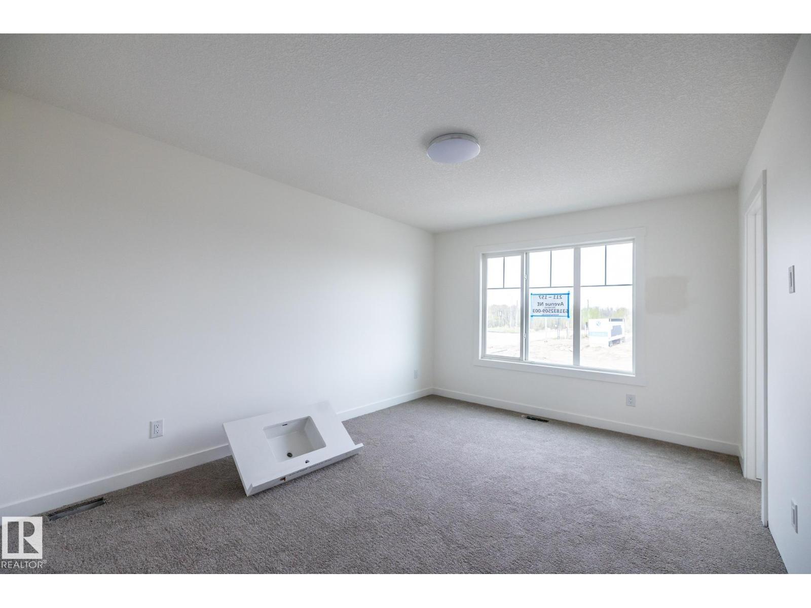 211 157 AV NE - 7