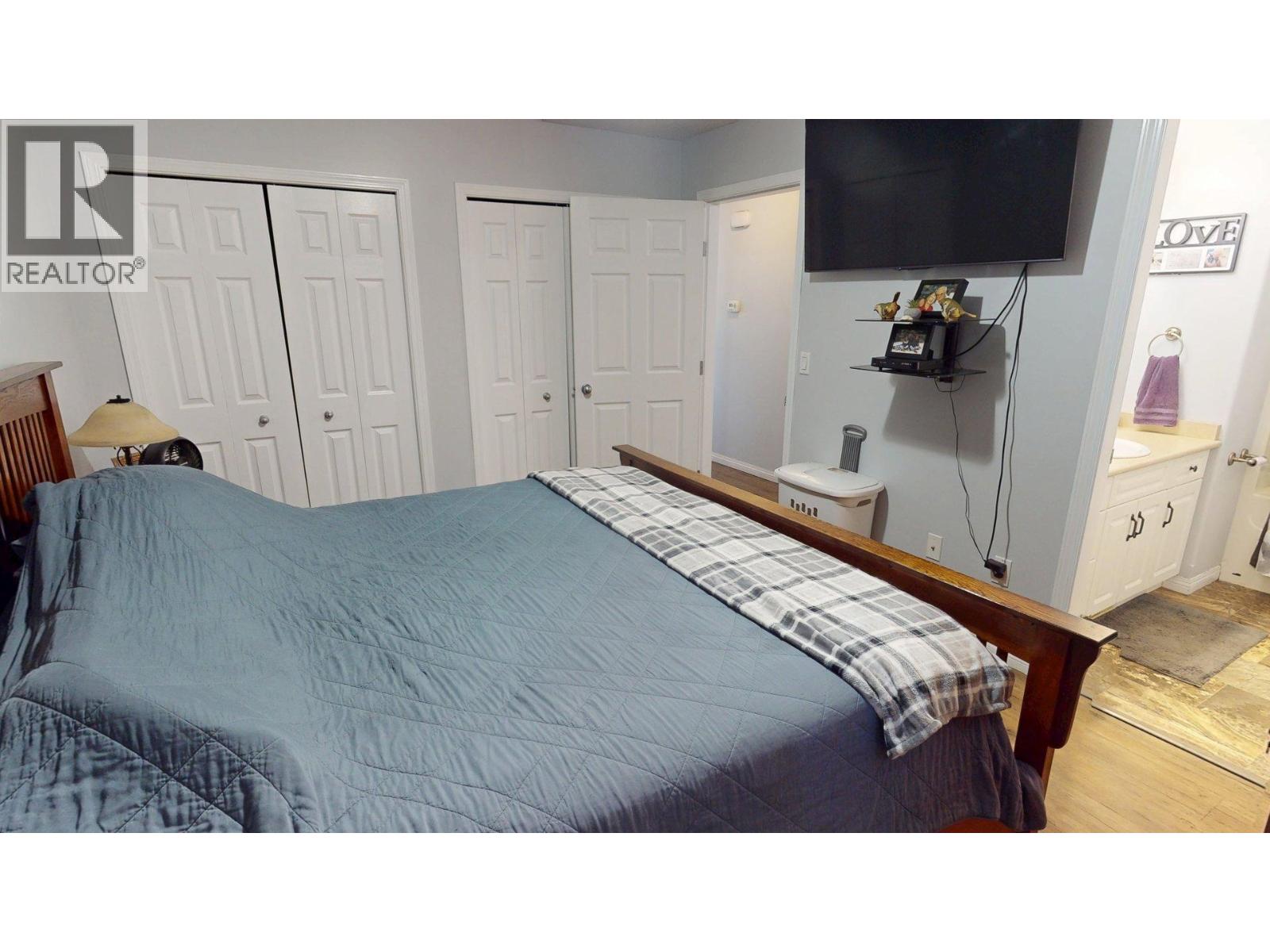 9615 113 AVENUE - 11