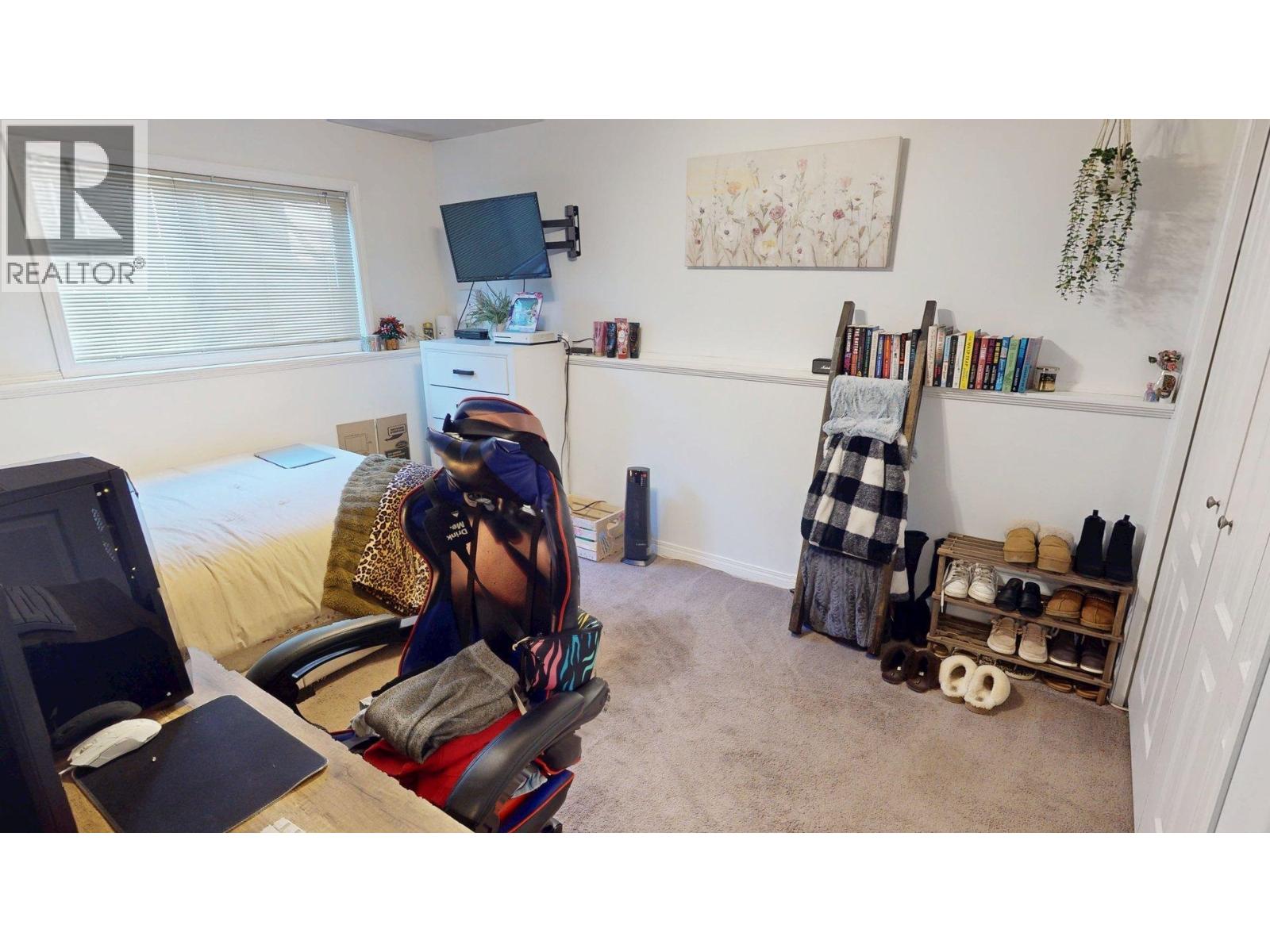 9615 113 AVENUE - 26