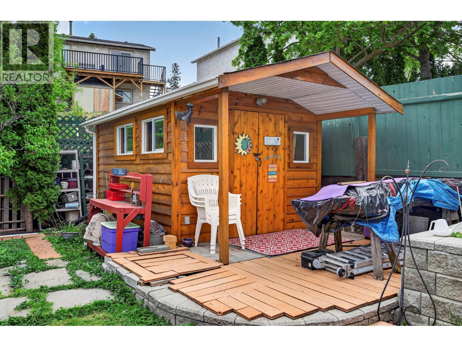 293 Robson Drive - 30