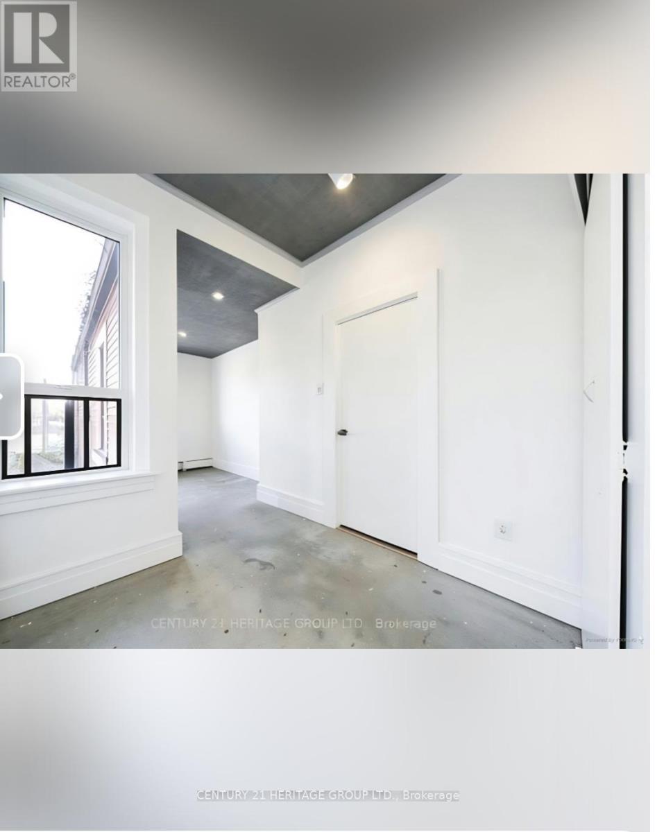 403 BROCK AVENUE - 14