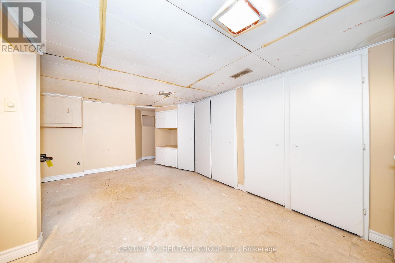 403 BROCK AVENUE - 22