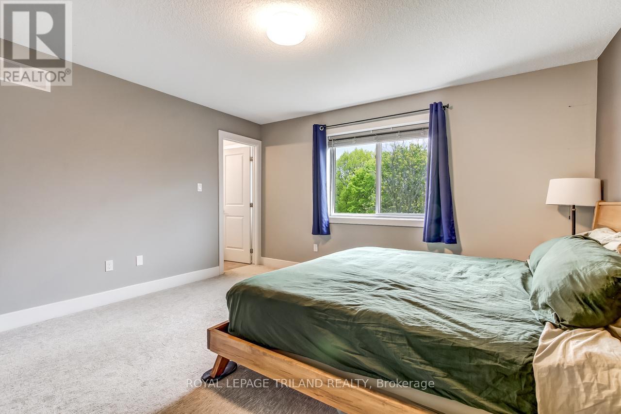 #62 601 LIONS PARK DRIVE - 21