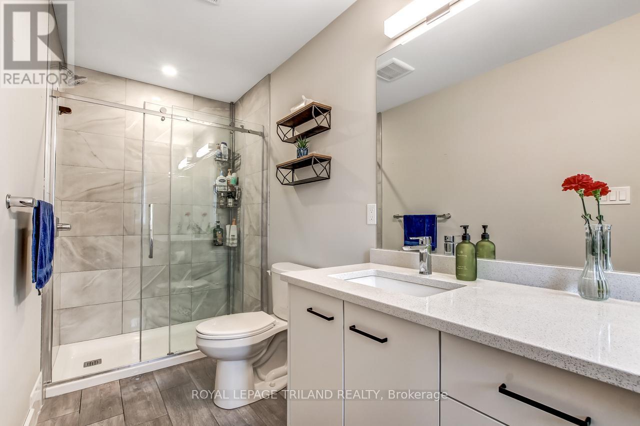 #62 601 LIONS PARK DRIVE - 23