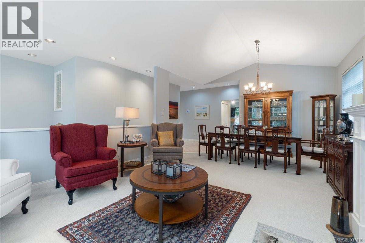 1266 Saturna Dr - 23