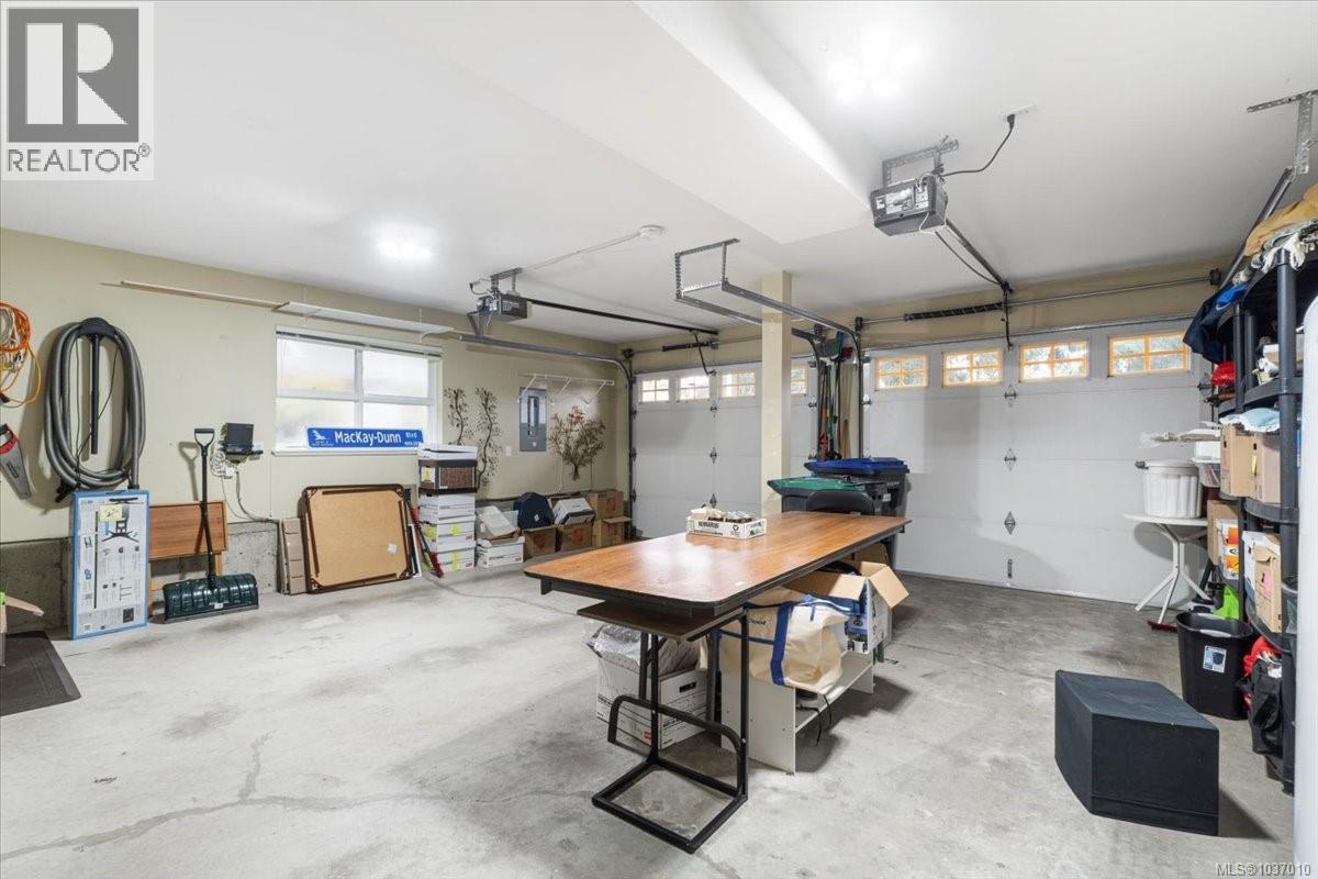 1266 Saturna Dr - 58