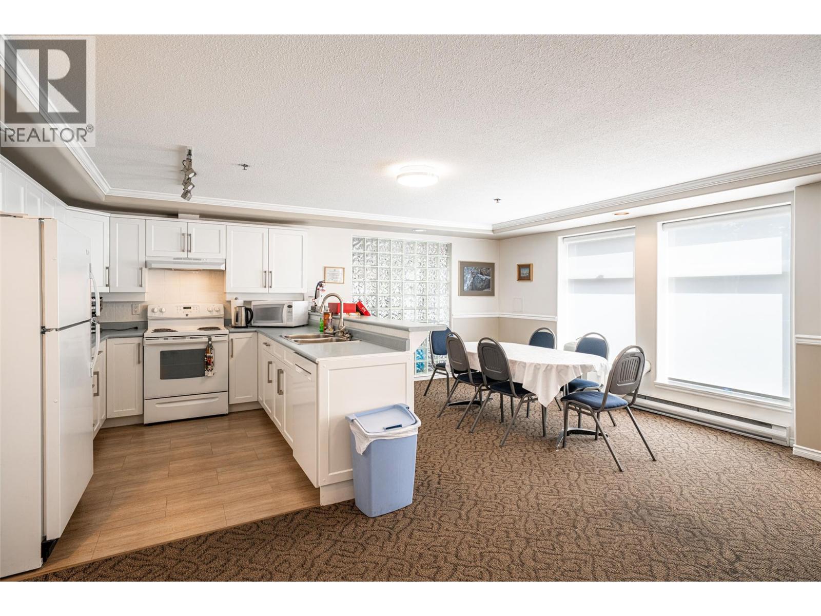 #112 3300 Centennial Drive - 36