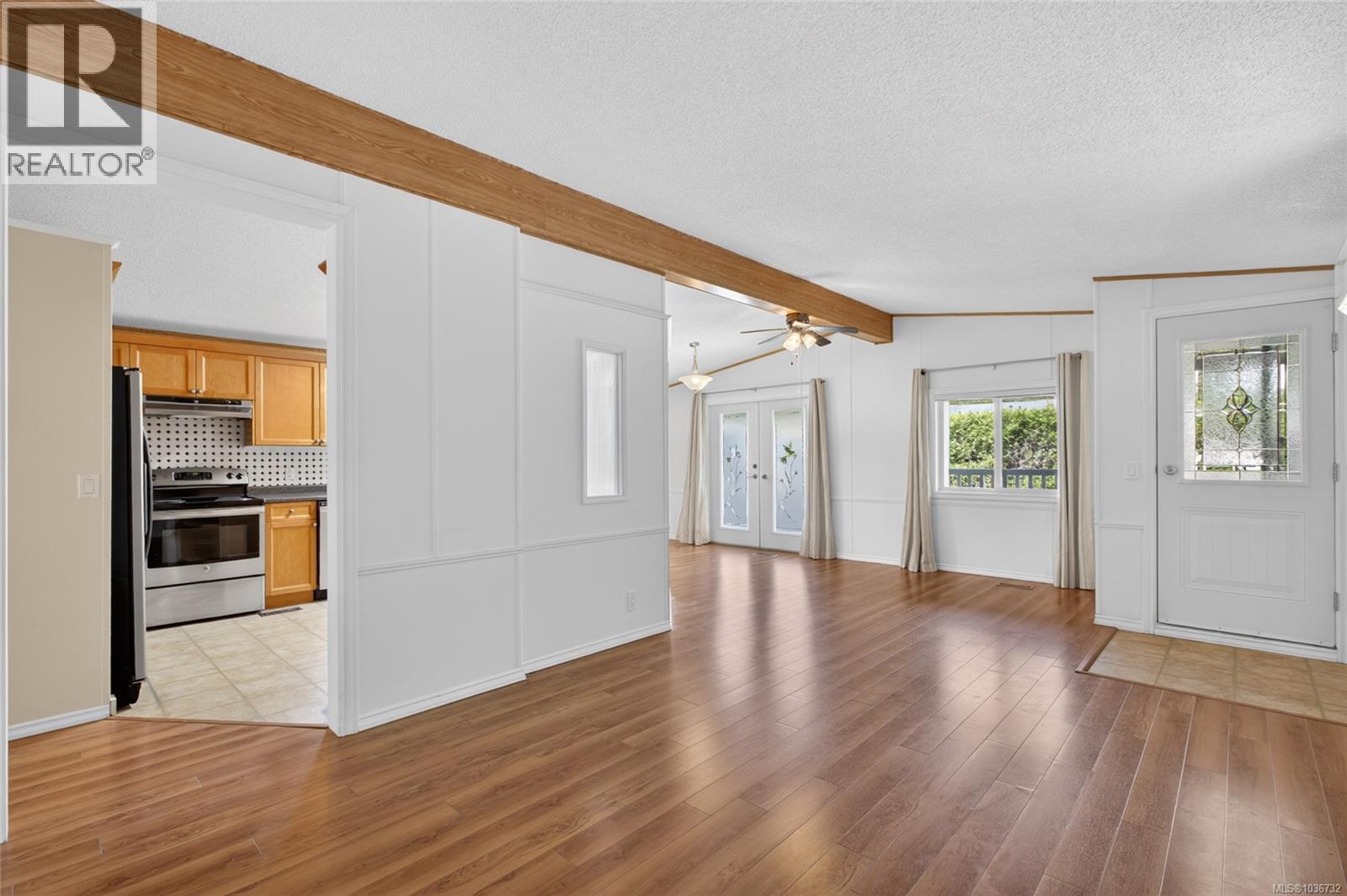 #17 2140 20th St - 10