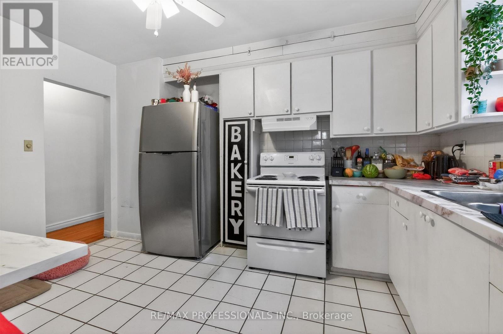 132-134 TROWELL AVENUE - 16