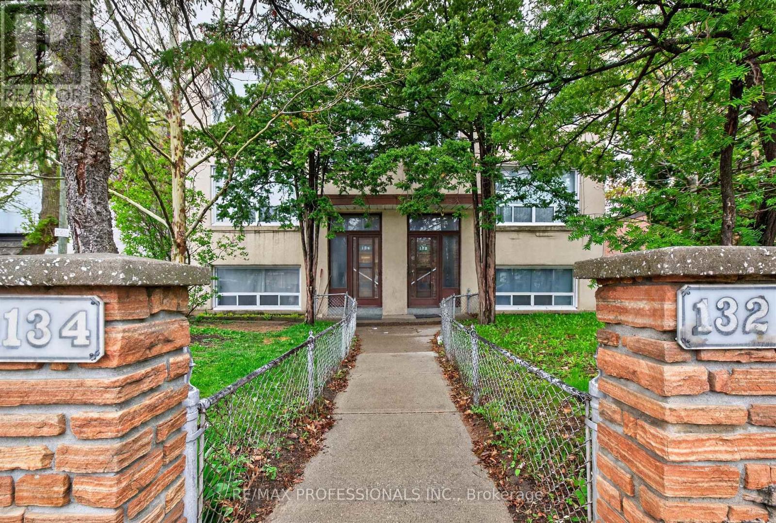 132-134 TROWELL AVENUE - 2