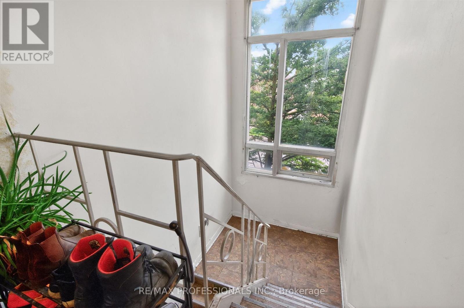 132-134 TROWELL AVENUE - 22