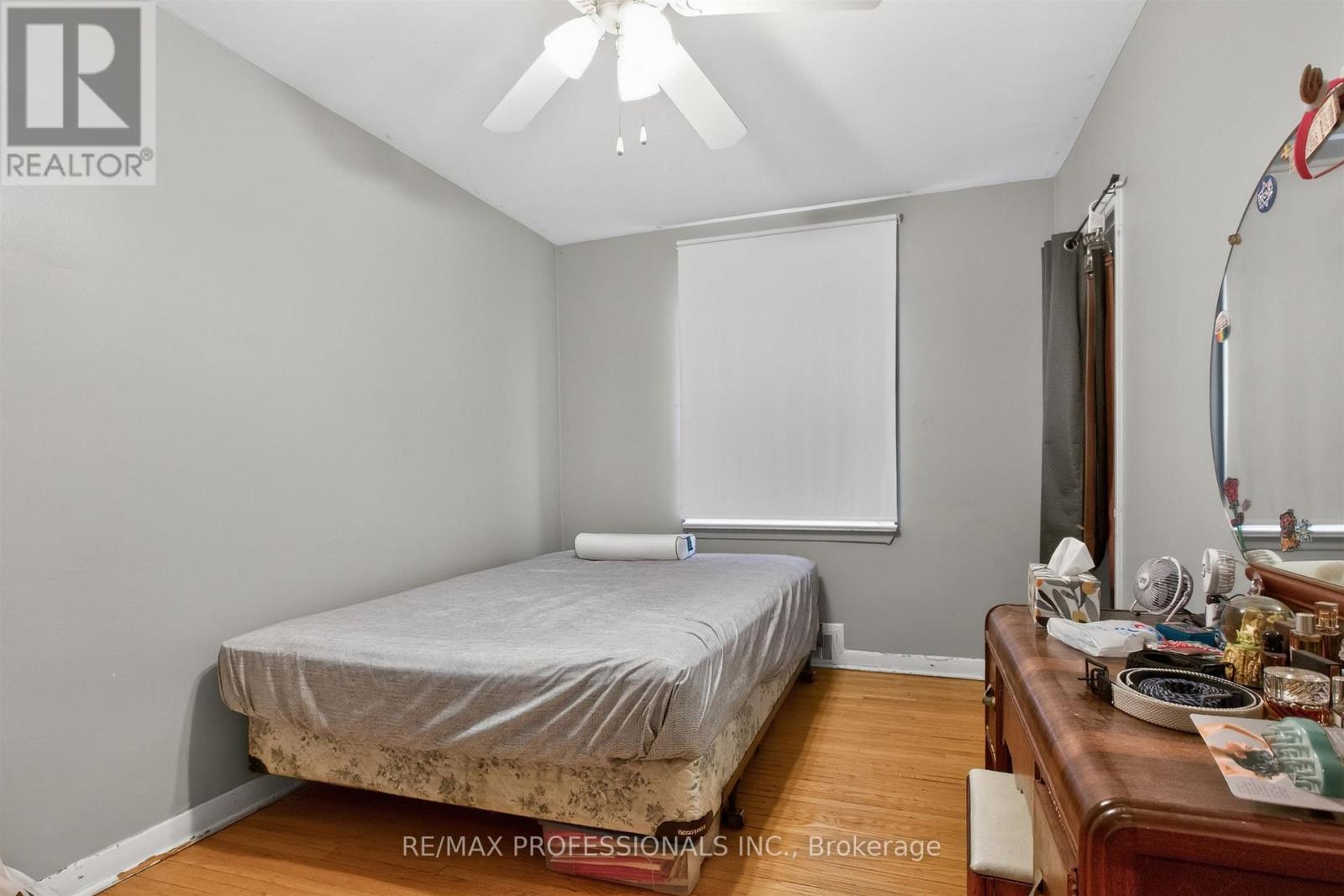 132-134 TROWELL AVENUE - 9