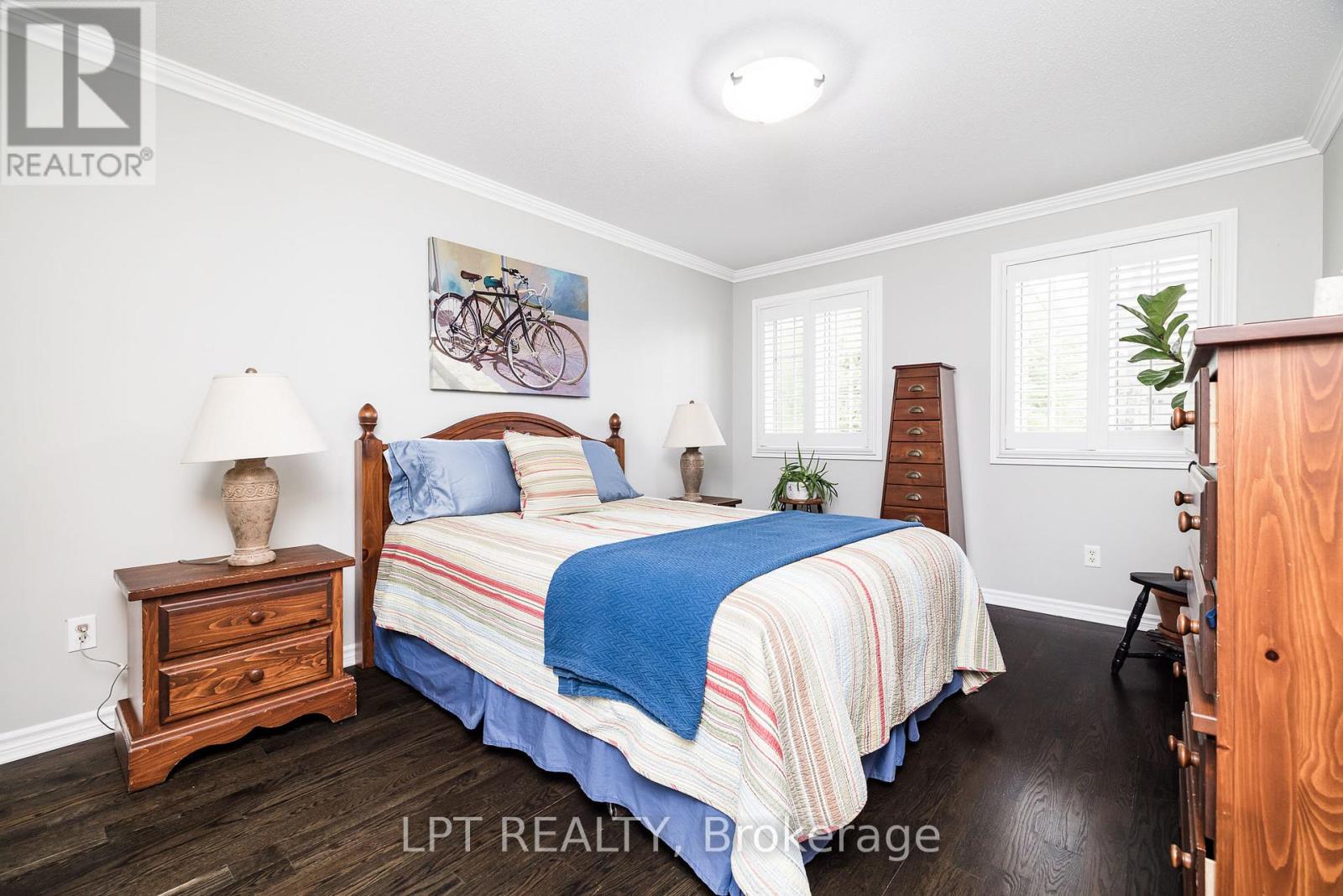 45 CANADIAN DRIVE - 23