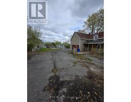 394-406 Regent Street, Hawkesbury, ON K6A1E9 Photo 6