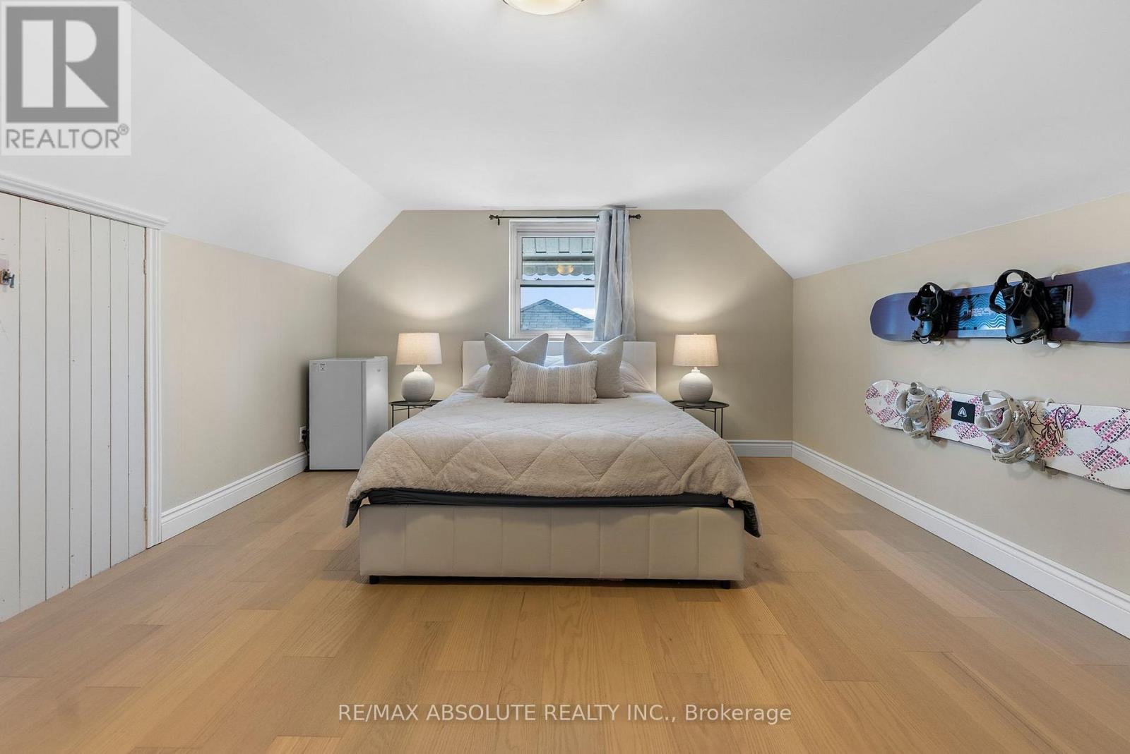 61 THIRD AVENUE - 14