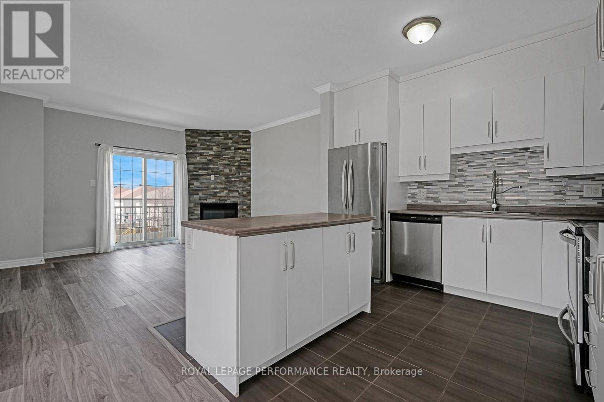 #3 181 BOURDEAU BOULEVARD - 16
