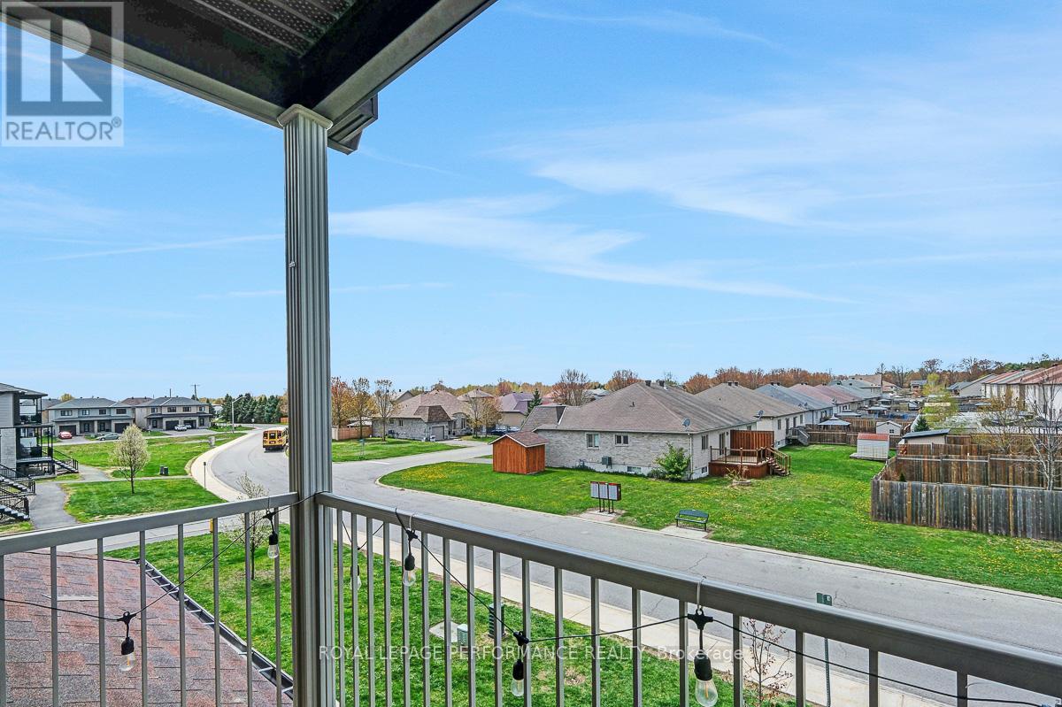 #3 181 BOURDEAU BOULEVARD - 25