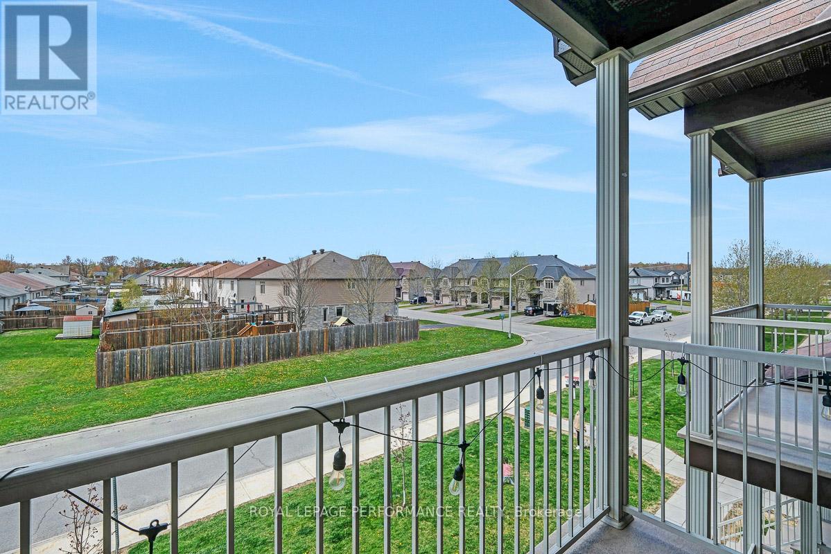 #3 181 BOURDEAU BOULEVARD - 26