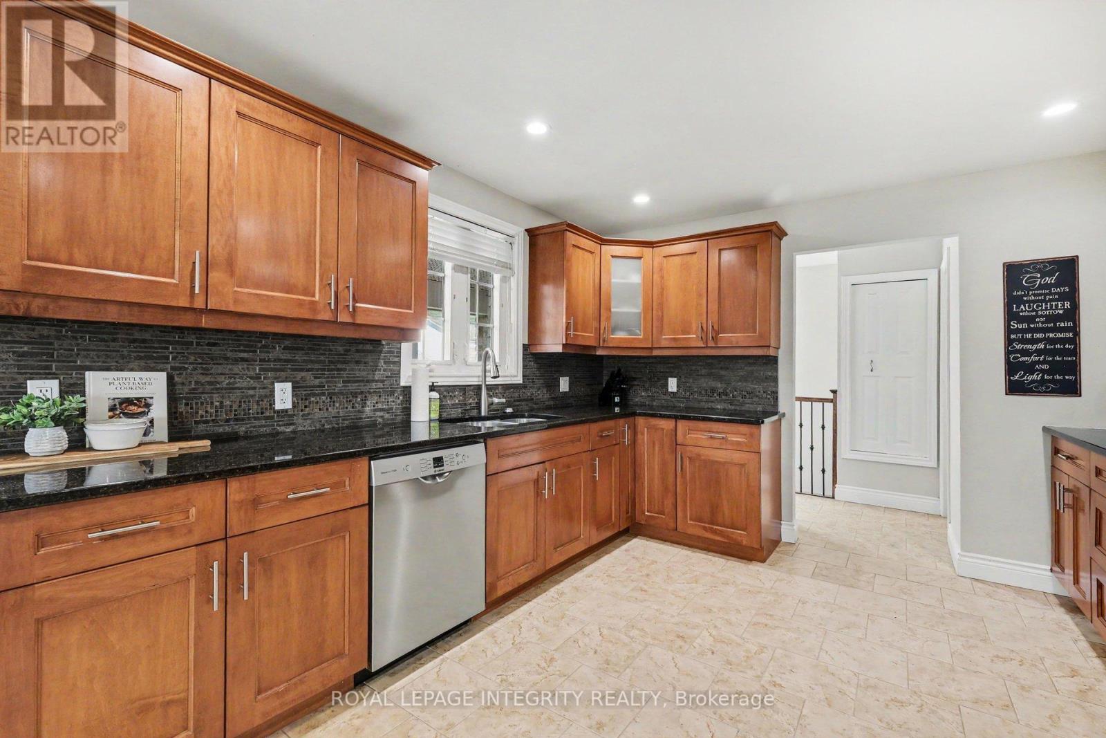 4 REILLY STREET - 12