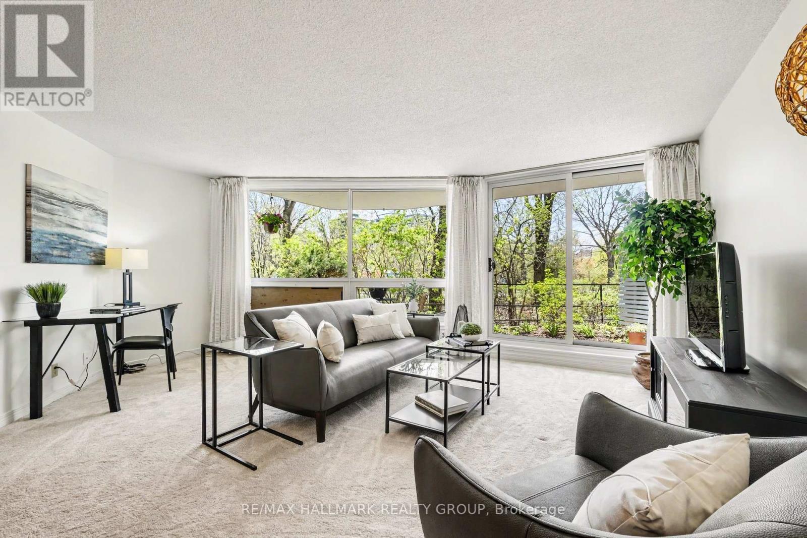 #103 30 CHARLEVOIX STREET - 4