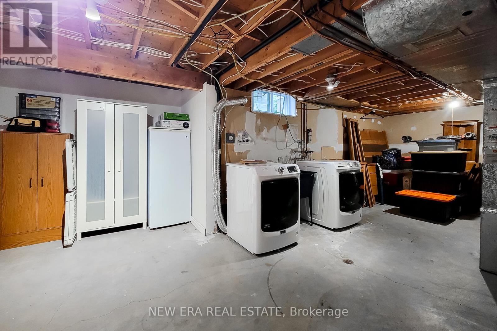 49 ASHWOOD DRIVE - 44